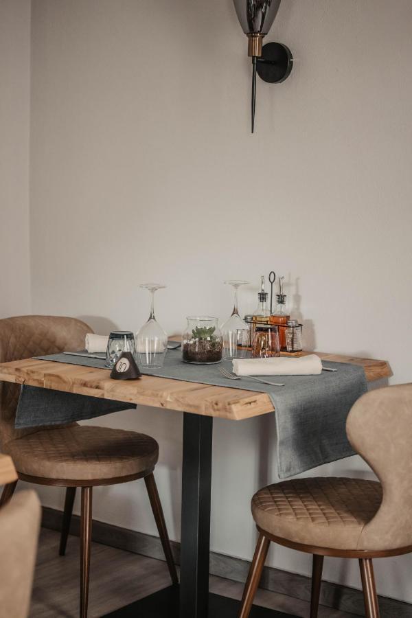 Albergo Ristorante Al Portico Gerra  Bagian luar foto