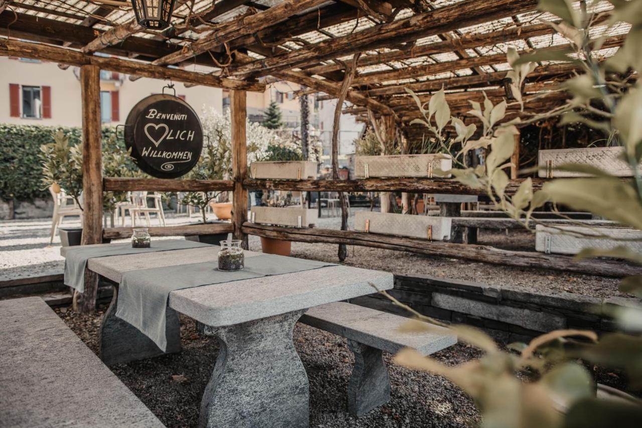 Albergo Ristorante Al Portico Gerra  Bagian luar foto