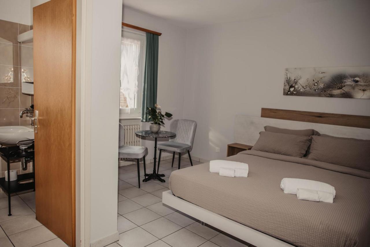 Albergo Ristorante Al Portico Gerra  Bagian luar foto