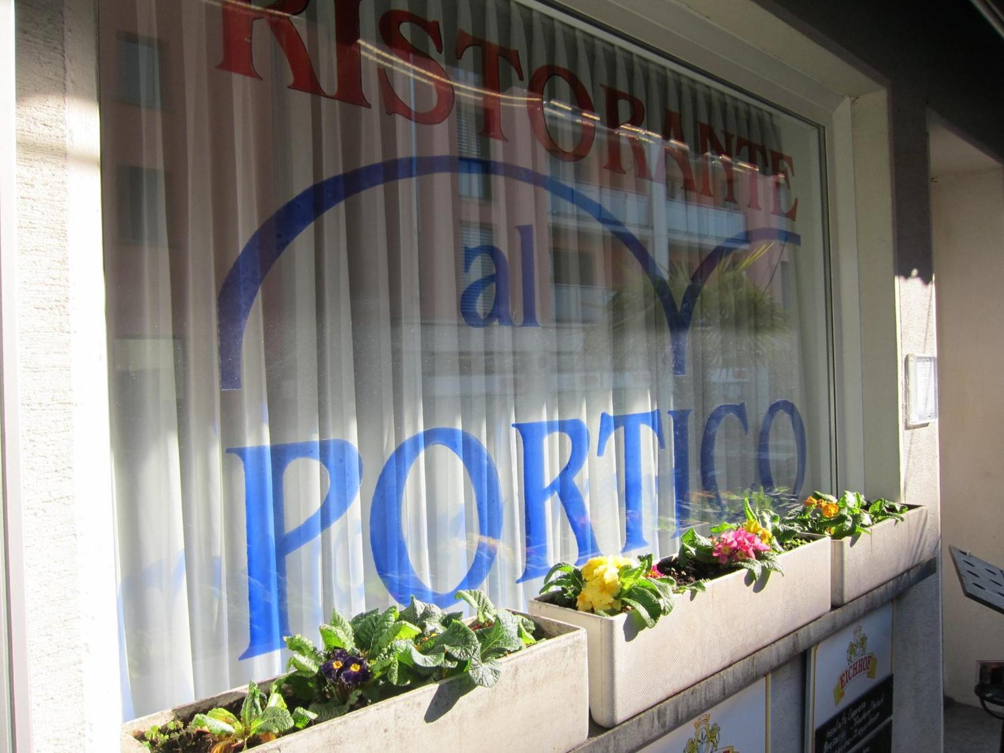 Albergo Ristorante Al Portico Gerra  Bagian luar foto